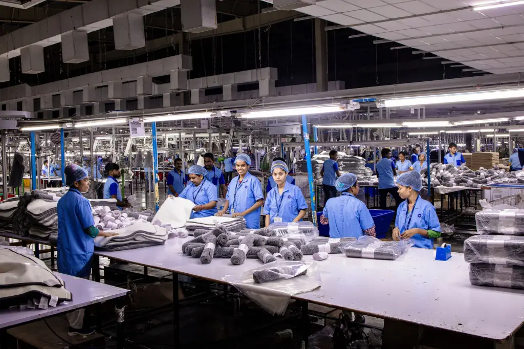 2025年日用百货批发市场趋势解读:商超选品与包装材料采购策略正文配图 1